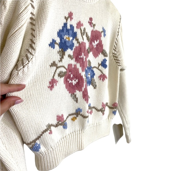 Vintage Liz Sport Petite SM Knit Sweater Cream Floral Embroidery Grannycore Y2k - Picture 8 of 12